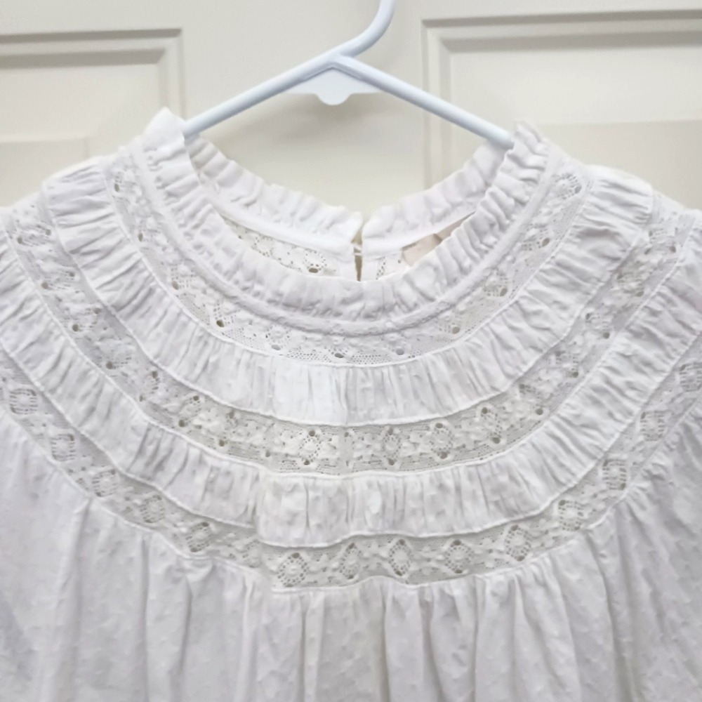 LOFT Smocked Lace Yoke White Blouse Top Size Medium - Picture 2 of 5